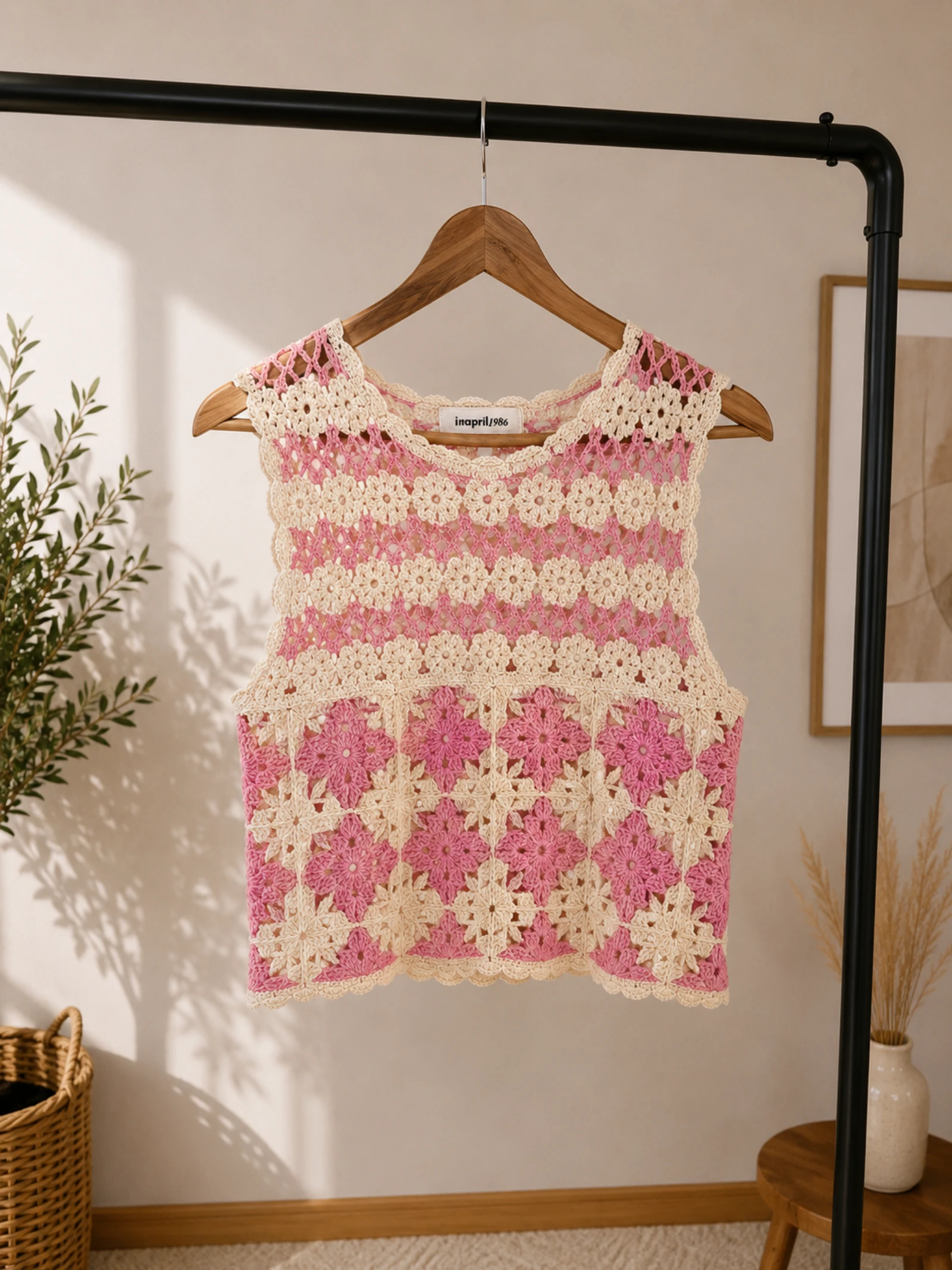 Top de crochê rosa e écru com flores – photo 2